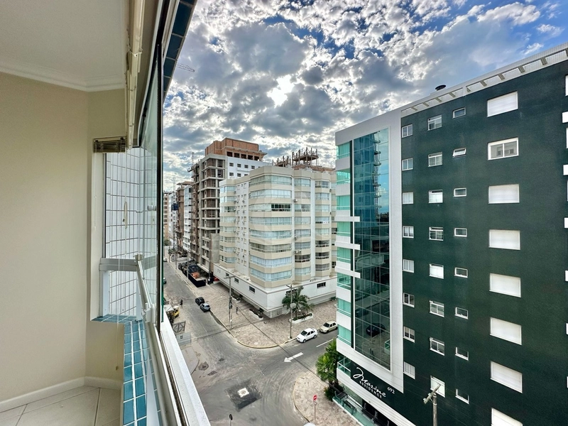 Apto 2 quartos 1 Suíte mobiliado Andar Alto Zona Nova 90m²: 7ª foto da galeria de imagens do imóvel