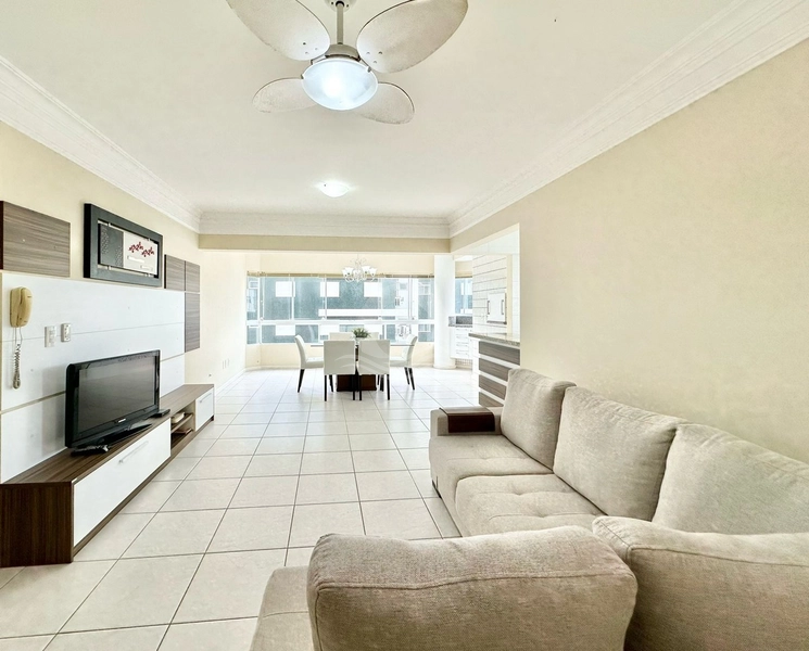 Apto 2 quartos 1 Suíte mobiliado Andar Alto Zona Nova 90m²: 2ª foto da galeria de imagens do imóvel