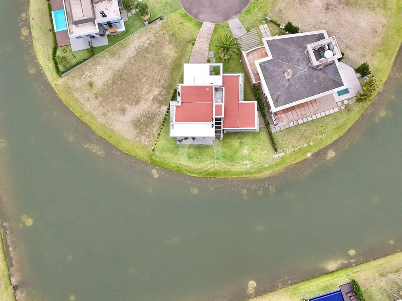 Casa Condomínio com 4 suítes beira Lago: 50ª foto da galeria de imagens do imóvel