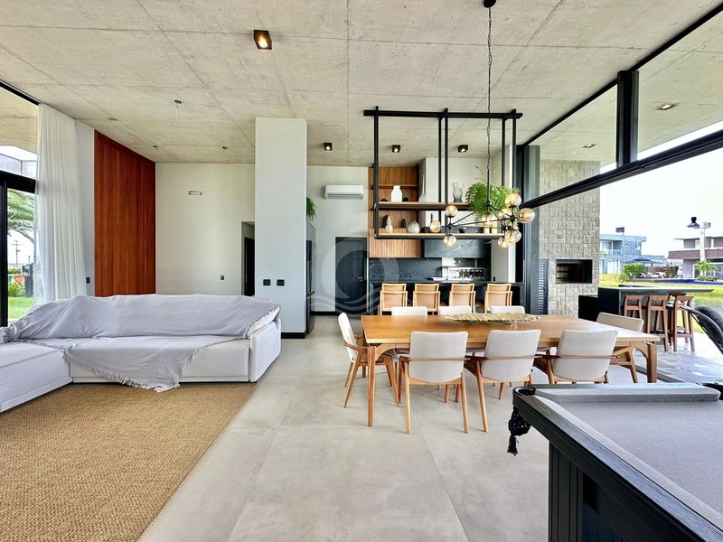 Casa Condomínio com 4 suítes beira Lago: 25ª foto da galeria de imagens do imóvel