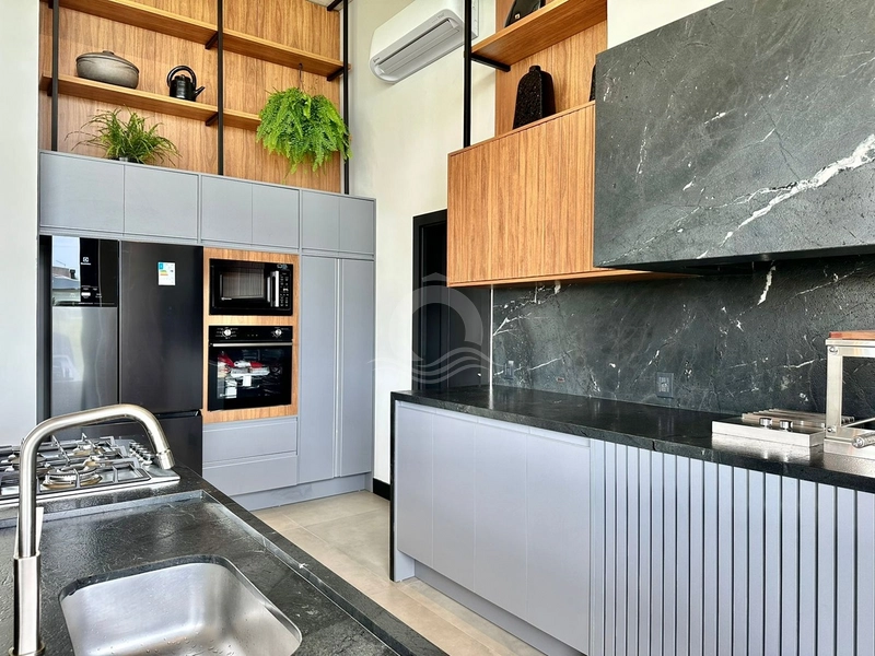 Casa Condomínio com 4 suítes beira Lago: 14ª foto da galeria de imagens do imóvel