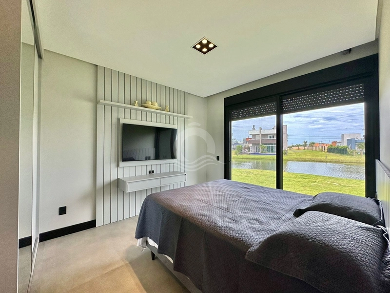 Casa Condomínio com 4 suítes beira Lago: 37ª foto da galeria de imagens do imóvel