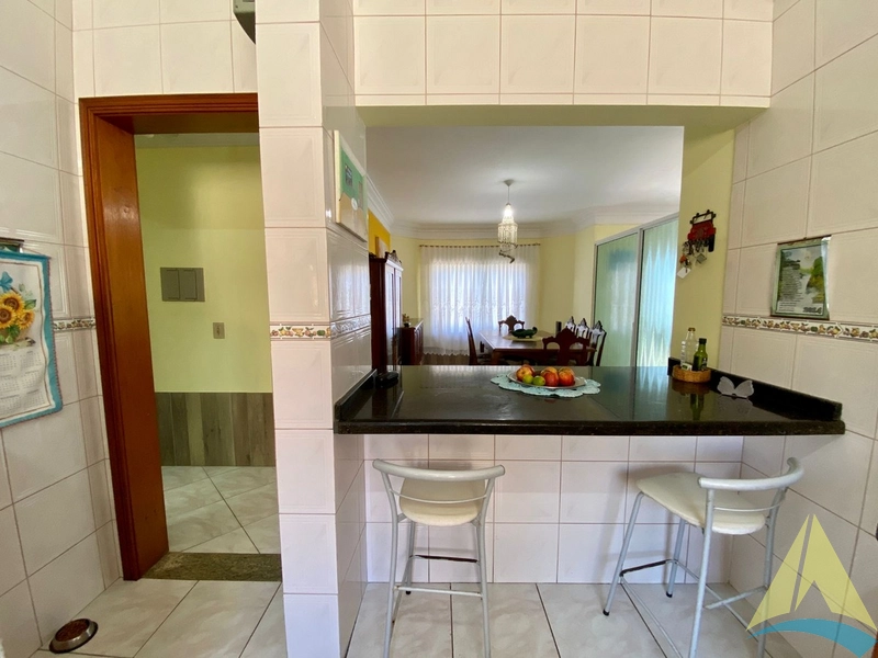 Casa baixa, 3 dormitórios, Suite, com Piscina.: 13ª foto da galeria de imagens do imóvel