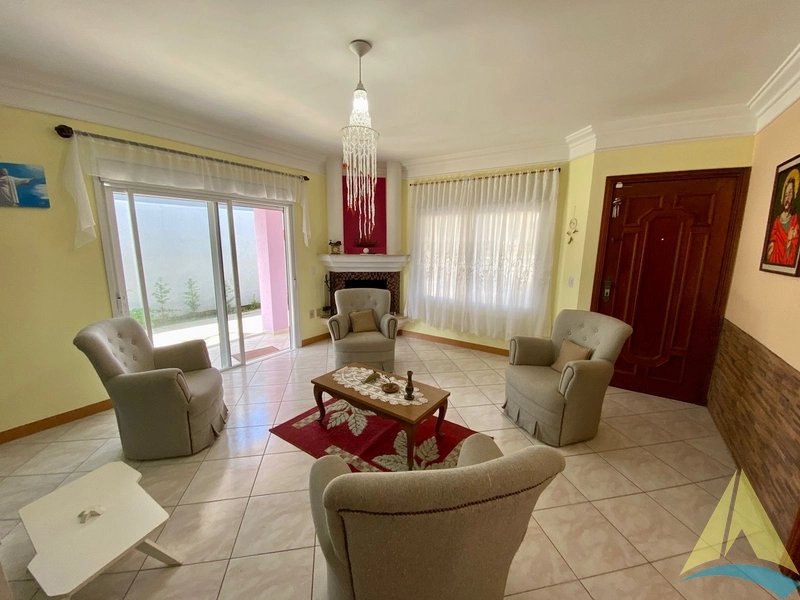 Casa baixa, 3 dormitórios, Suite, com Piscina.: 6ª foto da galeria de imagens do imóvel
