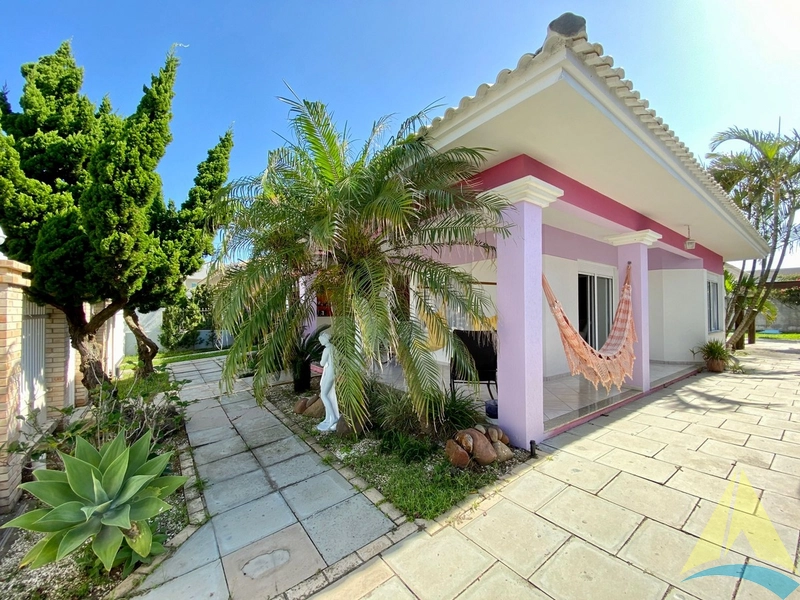 Casa baixa, 3 dormitórios, Suite, com Piscina.: 1ª foto da galeria de imagens do imóvel