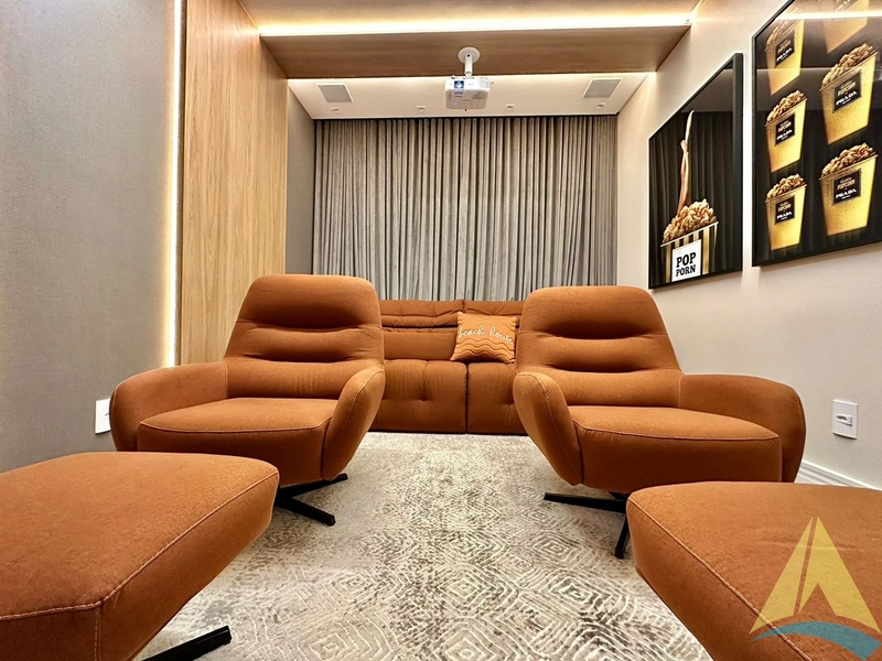 Casa com cinco suítes e piscina: 40ª foto da galeria de imagens do imóvel