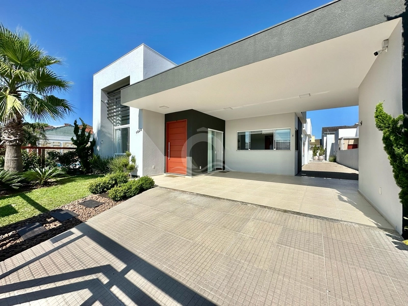 LINDA CASA EM XANGRI-LÁ CENTRO: 5ª foto da galeria de imagens do imóvel