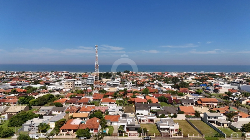 LINDA CASA EM XANGRI-LÁ CENTRO: 4ª foto da galeria de imagens do imóvel