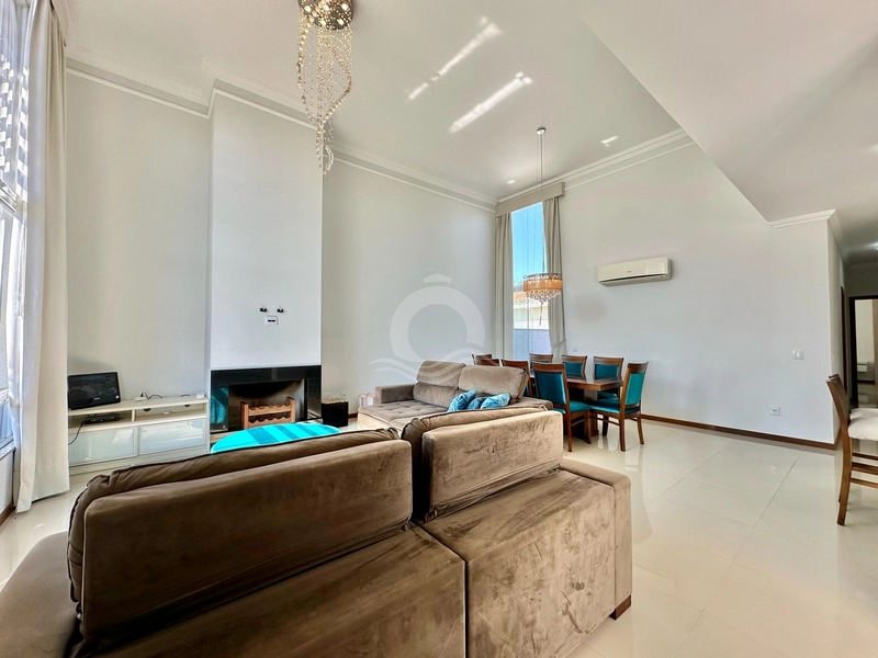 LINDA CASA EM XANGRI-LÁ CENTRO: 9ª foto da galeria de imagens do imóvel