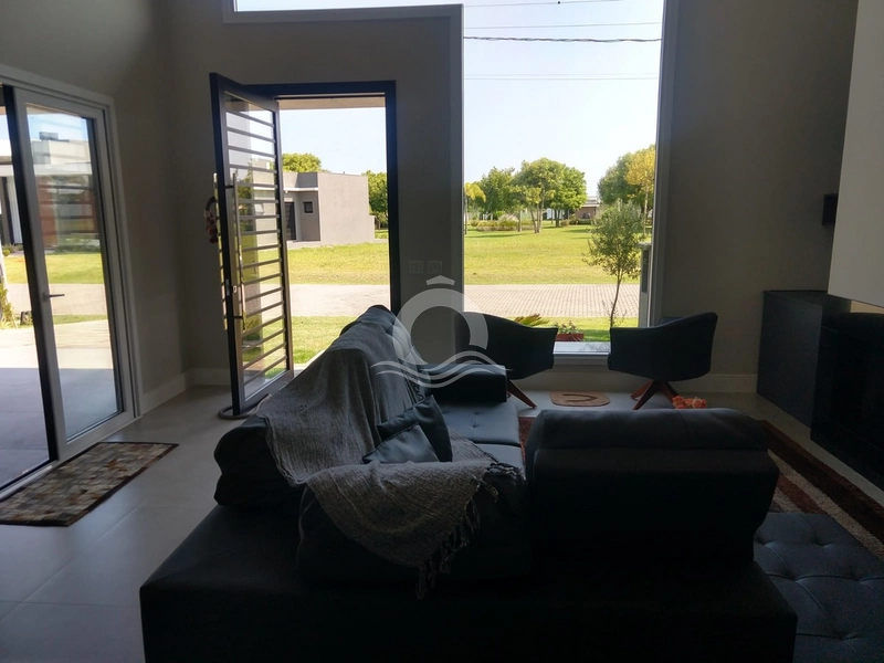 Maravilhosa casa térrea em condomínio fechado: 5ª foto da galeria de imagens do imóvel