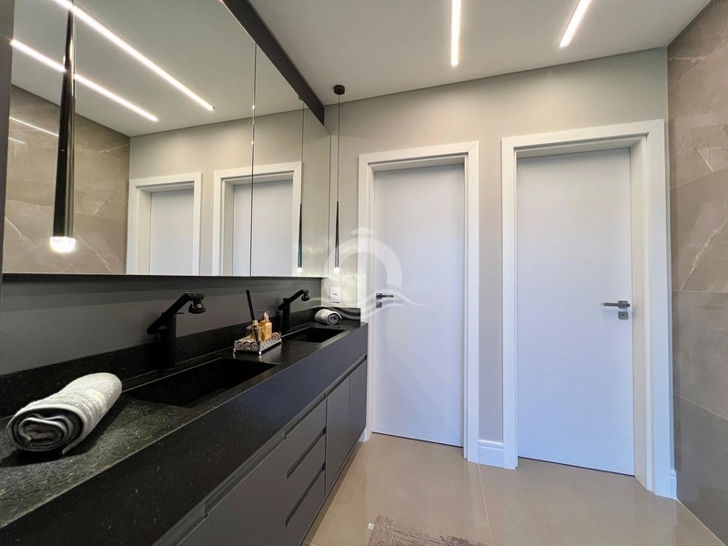 Casa em condominio: 5 Suítes mobiliada e decorada: 32ª foto da galeria de imagens do imóvel