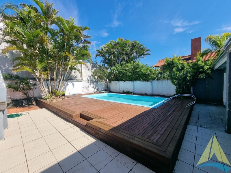 Quatro dormitórios, mobiliada, com piscina!: 16ª foto da galeria de imagens do imóvel