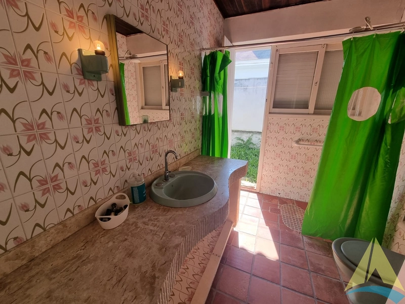Quatro dormitórios, mobiliada, com piscina!: 5ª foto da galeria de imagens do imóvel