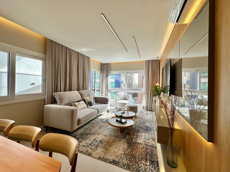 MOBILIADO E DECORADO NUNCA HABITADO