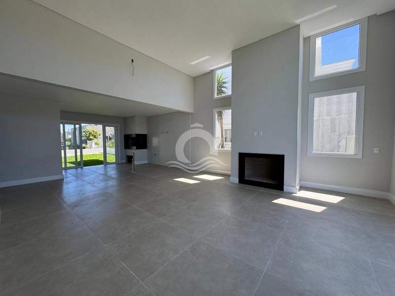 Casa 4 quartos nova pé direito duplo venda Dubai Capão da Canoa: 5ª foto da galeria de imagens do imóvel