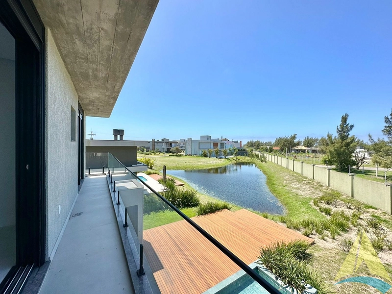 Viva a Vida dos Sonhos à Beira do Lago neste Espetacular Sobrado!: 32ª foto da galeria de imagens do imóvel