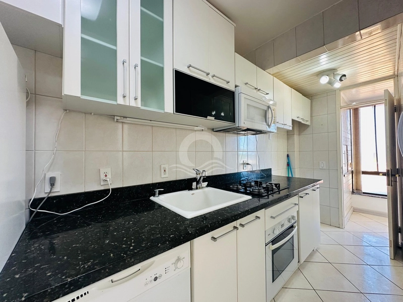 Cobertura Duplex com Terraço e Vista para o Mar e Praça: 31ª foto da galeria de imagens do imóvel