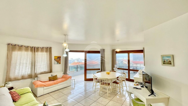 3 DORMITÓRIOS COM VISTA MAR