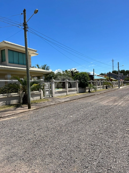 Linda Casa, em Cond. Capão Novo Village..: 26ª foto da galeria de imagens do imóvel