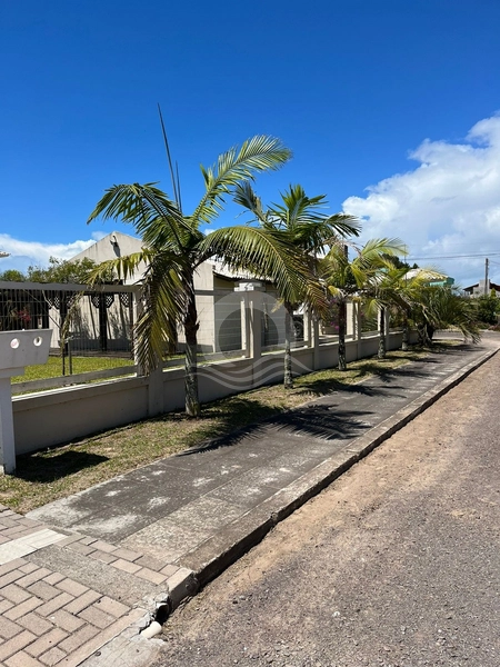 Linda Casa, em Cond. Capão Novo Village..: 72ª foto da galeria de imagens do imóvel
