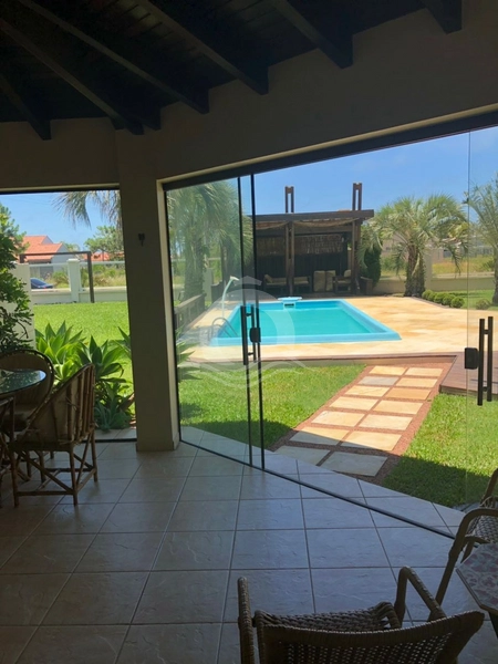 Linda Casa, em Cond. Capão Novo Village..: 25ª foto da galeria de imagens do imóvel
