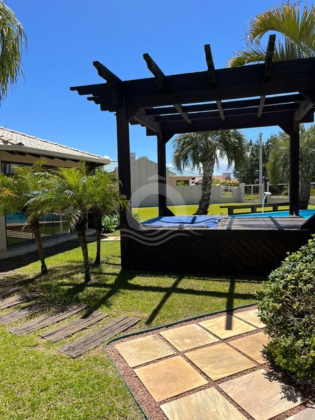 Linda Casa, em Cond. Capão Novo Village..: 48ª foto da galeria de imagens do imóvel