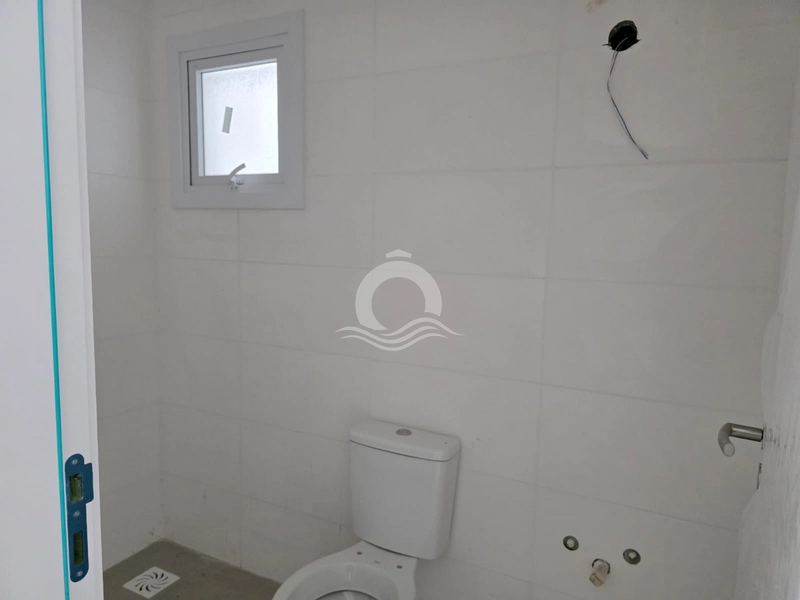 Apartamento 2 Dormitórios uma Quadra do Mar: 9ª foto da galeria de imagens do imóvel