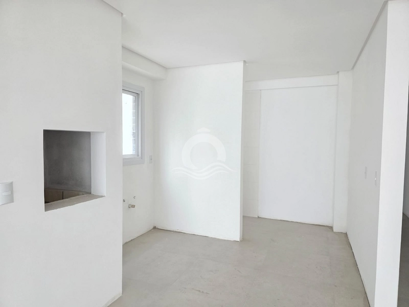 Apartamento 2 Dormitórios uma Quadra do Mar: 5ª foto da galeria de imagens do imóvel