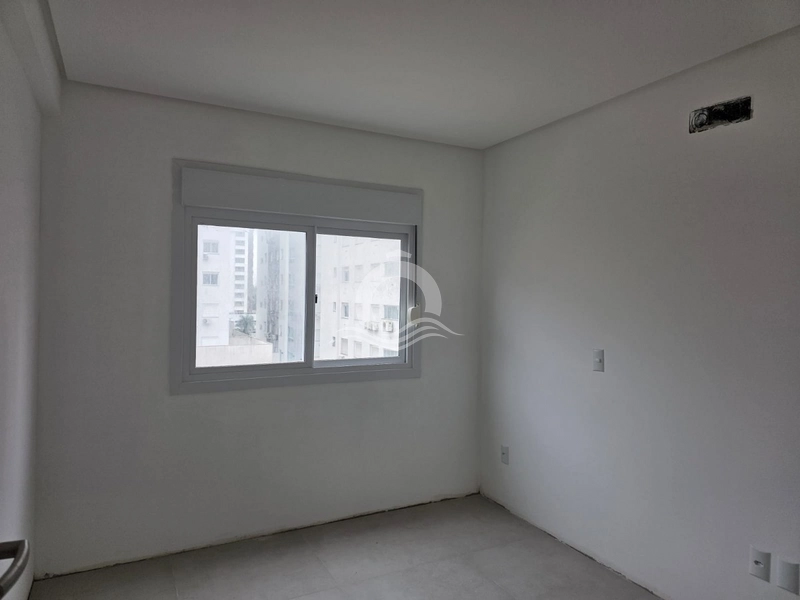 Apartamento 2 Dormitórios uma Quadra do Mar: 10ª foto da galeria de imagens do imóvel