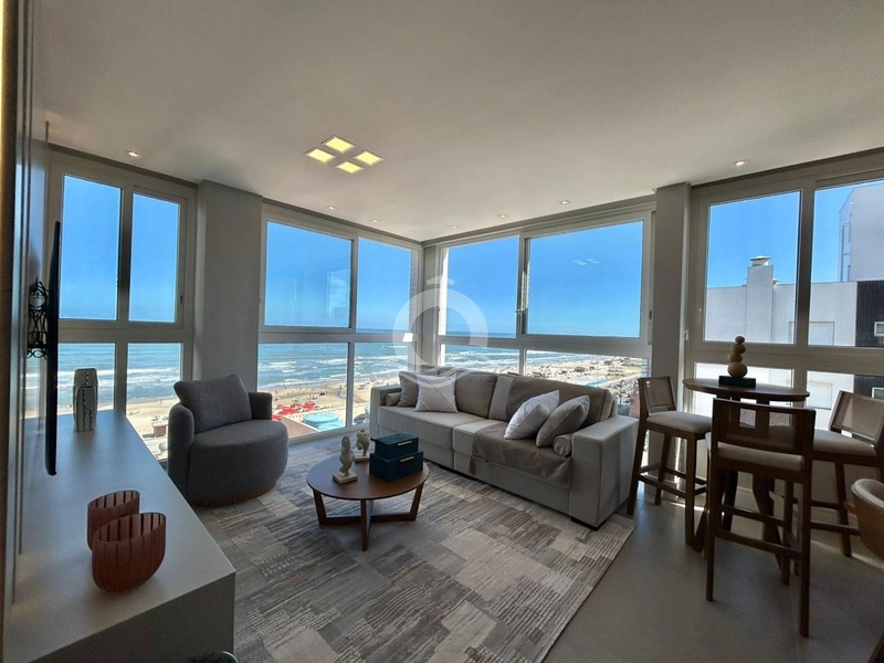 Apartamento 3 quartos vista mar decorado a venda em Capão da Canoa