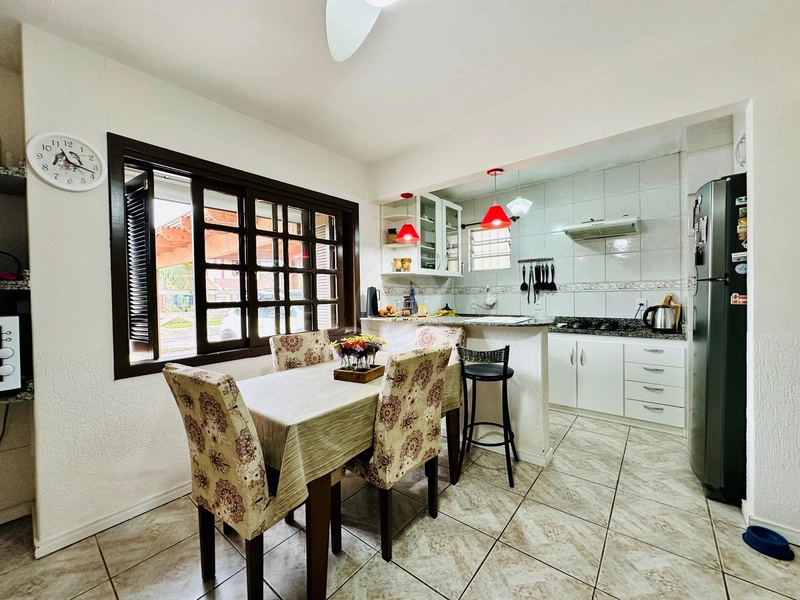 CASA NA MELHOR REGIÃO DE CAPÃO NOVO!: 9ª foto da galeria de imagens do imóvel