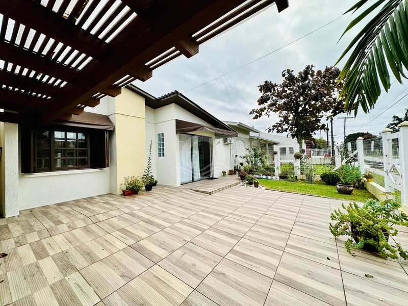 CASA NA MELHOR REGIÃO DE CAPÃO NOVO!: 2ª foto da galeria de imagens do imóvel