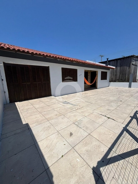 CASA LADO MAR -- CAPAO DA CANOA: 2ª foto da galeria de imagens do imóvel