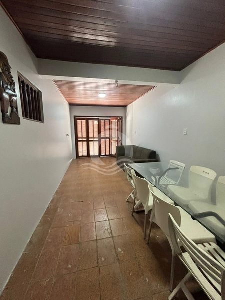 CASA LADO MAR -- CAPAO DA CANOA: 4ª foto da galeria de imagens do imóvel