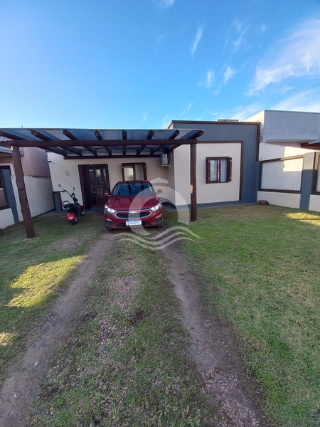 CASA COM TERRENO INTEIRO NA GUARANI: 1ª foto da galeria de imagens do imóvel