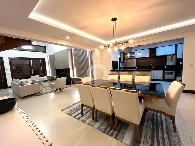 EXCELENTE CASA EM XANGRI-LÁ COM PISCINA: 4ª foto da galeria de imagens do imóvel