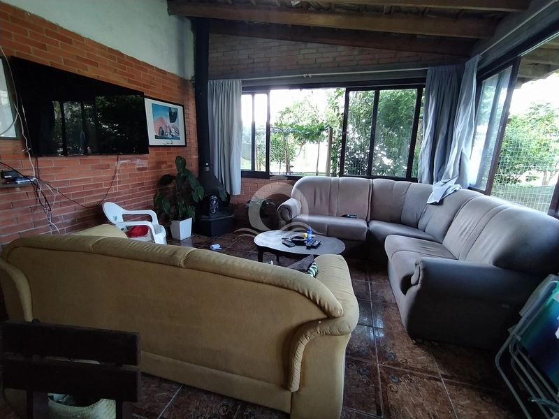 CASA COM 2 QUARTOS ADAPTADO PARA 3 NO CENTRO DE XANGRI-LÁ !!!: 10ª foto da galeria de imagens do imóvel