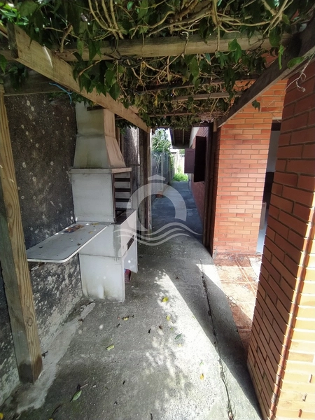 CASA COM 2 QUARTOS ADAPTADO PARA 3 NO CENTRO DE XANGRI-LÁ !!!: 4ª foto da galeria de imagens do imóvel