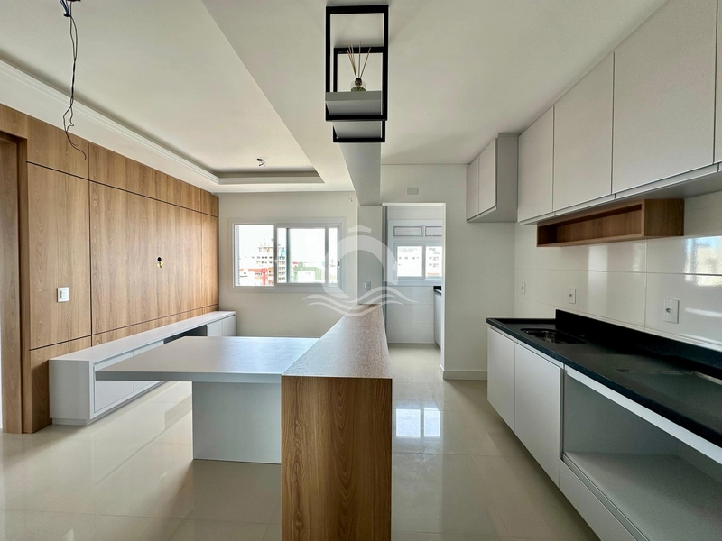 Apartamento novo com vista para o mar