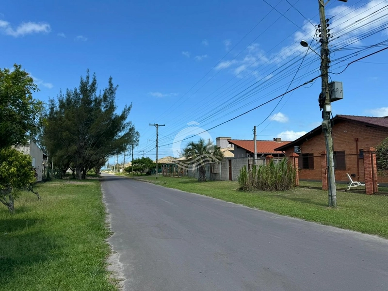 LINDA CASA NA ZONA NORTE LADO MAR: 15ª foto da galeria de imagens do imóvel