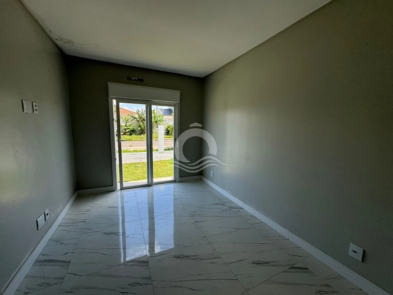 LINDA CASA NA ZONA NORTE LADO MAR: 12ª foto da galeria de imagens do imóvel