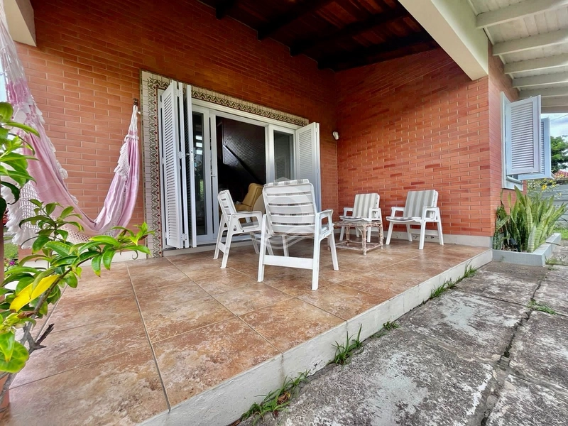 Casa com Piscina a uma quadra do Mar: 39ª foto da galeria de imagens do imóvel