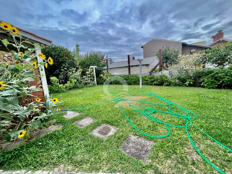 Casa com Piscina a uma quadra do Mar: 42ª foto da galeria de imagens do imóvel
