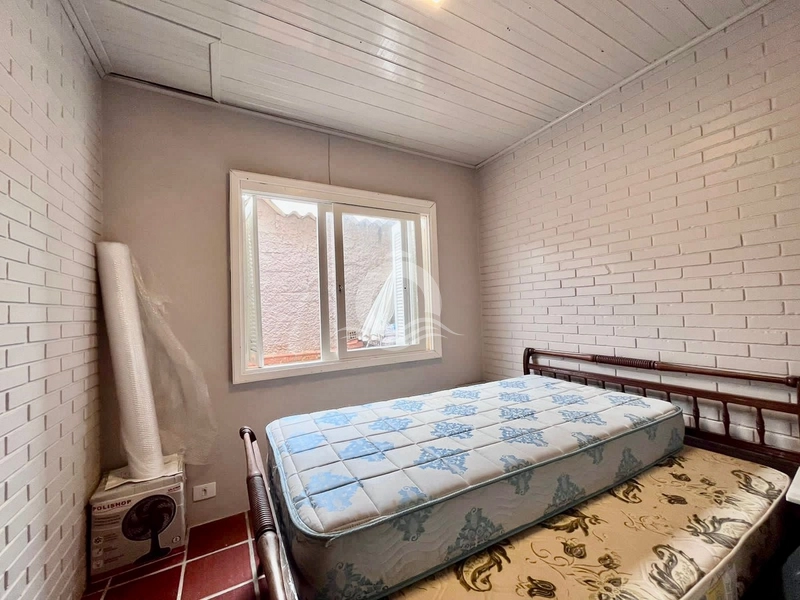 Casa com Piscina a uma quadra do Mar: 48ª foto da galeria de imagens do imóvel