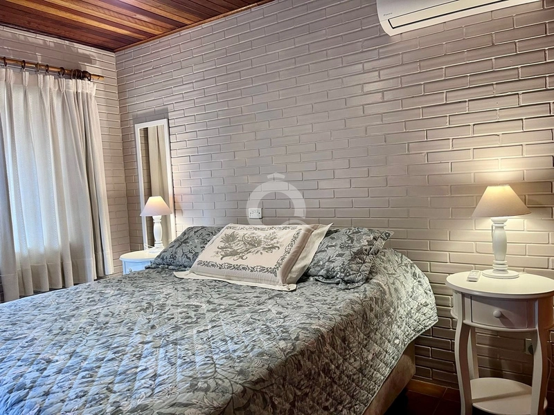 Casa com Piscina a uma quadra do Mar: 37ª foto da galeria de imagens do imóvel