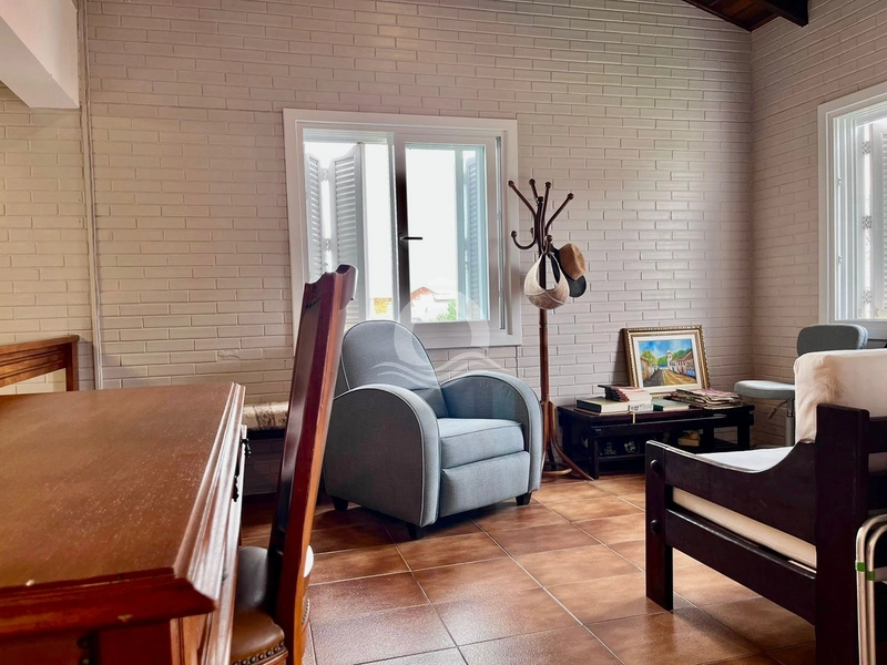 Casa com Piscina a uma quadra do Mar: 34ª foto da galeria de imagens do imóvel