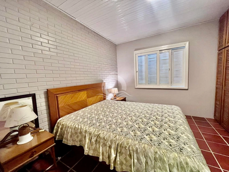 Casa com Piscina a uma quadra do Mar: 25ª foto da galeria de imagens do imóvel