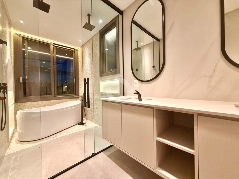 Casa 6 quartos vista lago mobiliada venda Sense Xangri-Lá: 54ª foto da galeria de imagens do imóvel