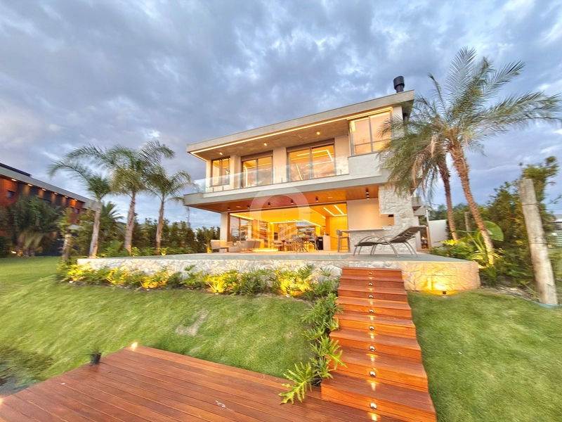 Casa 6 quartos vista lago mobiliada venda Sense Xangri-Lá: 70ª foto da galeria de imagens do imóvel