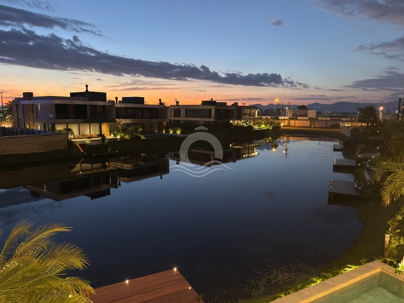 Casa 6 quartos vista lago mobiliada venda Sense Xangri-Lá: 46ª foto da galeria de imagens do imóvel